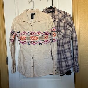 SET OF 2 Wrangler “Retro” women’s pearl snaps size medium